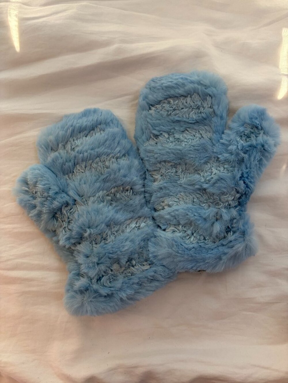 Mitchie's Light Blue 100% Rabbit Fur Fluffy Winter Mittens - Picture 2 of 5